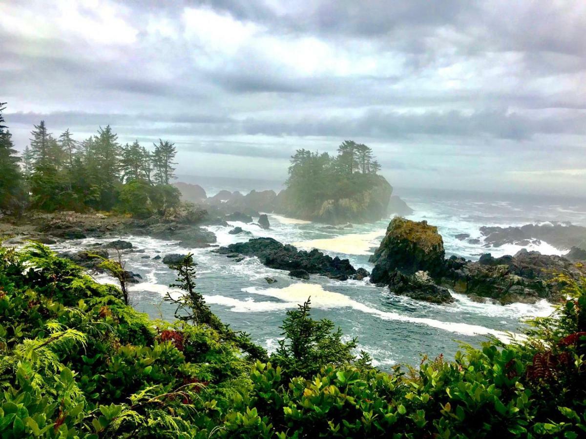 Odyssey Shores Guest Suite Ucluelet Exterior photo